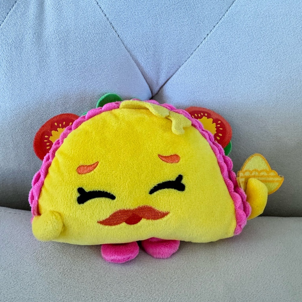 Shopkins taco stuffy